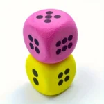 Vahtplastist mängutäringud – sobivad kasutamiseks CoolSofti lauamängudes, nagu Kiki & Sügis või Kivi-paber-käärid seiklus. 🎲🦒